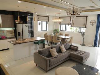 Bán nhà phố siêu hot 171m2 hoàn thiện có thang máy tại kđt vạn phúc city, giá 34,5 tỷ