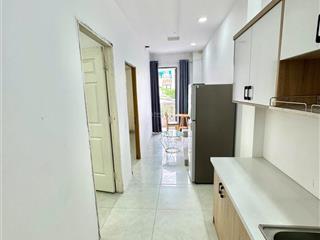 Cho thuê 2 phòng ngủ full nội thất nhà có thang máy chỉ cần xách vali vào và ở