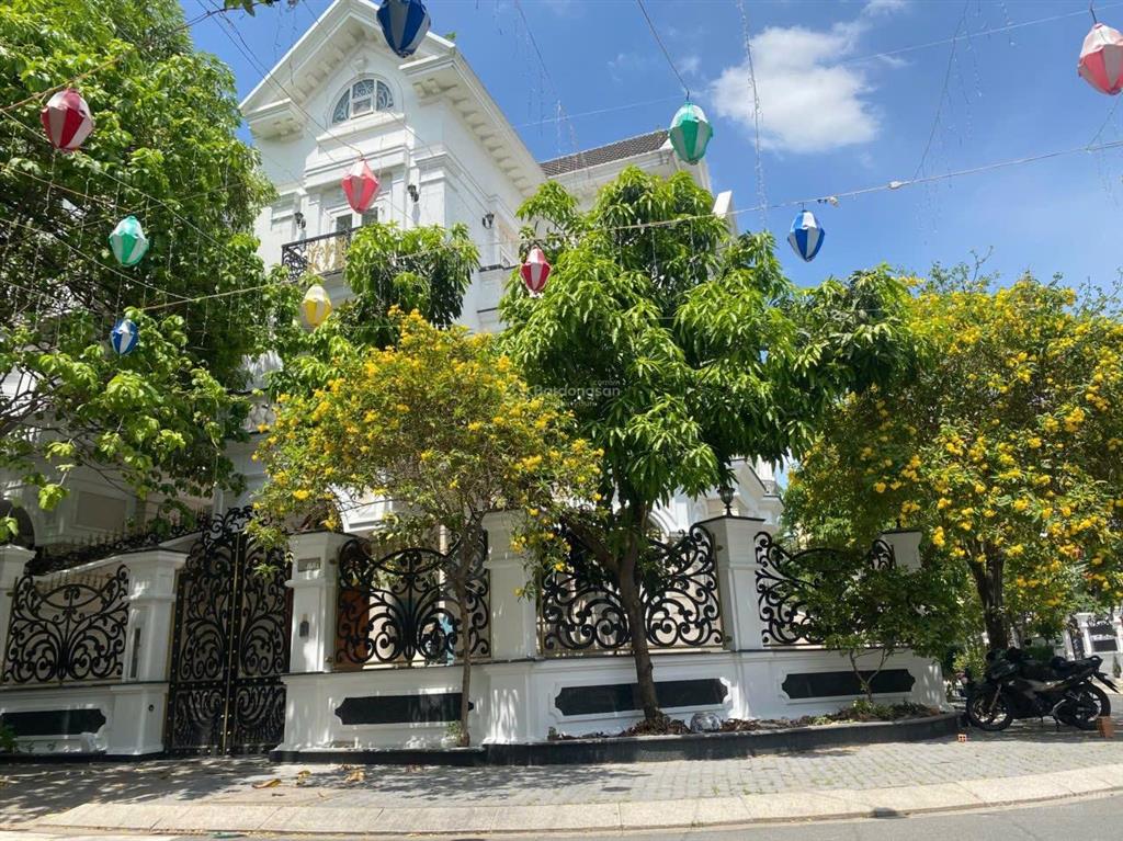 Bán biệt thự góc 2 mặt tiền view đẹp tại cityland garden hills,gò vấp, 69,9tỷ ,210m2 pháp lý chuẩn