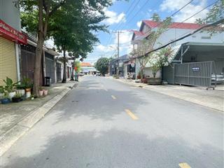 Bán lô đất đẹp mặt tiền hẻm 496 dương quảng hàm phường 6, gò vấp thích hợp xây công ty, chdv