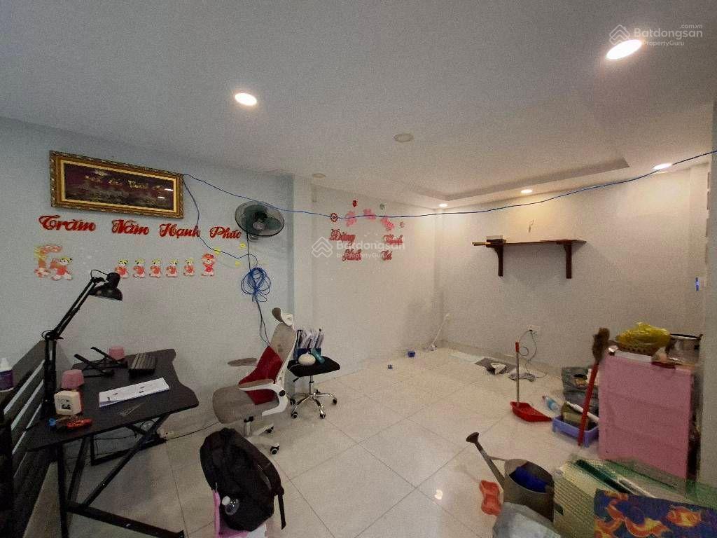 Bán nhà 4 tầng, 60m2(4x15), 4pn, đường nội bộ 10m kdc bông sao, phường bình đông quận 8. giá 9 tỷ