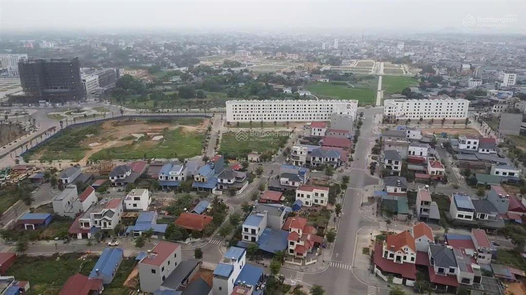 Chính chủ bán lô đất quảng trường vạn xuân  phổ yên