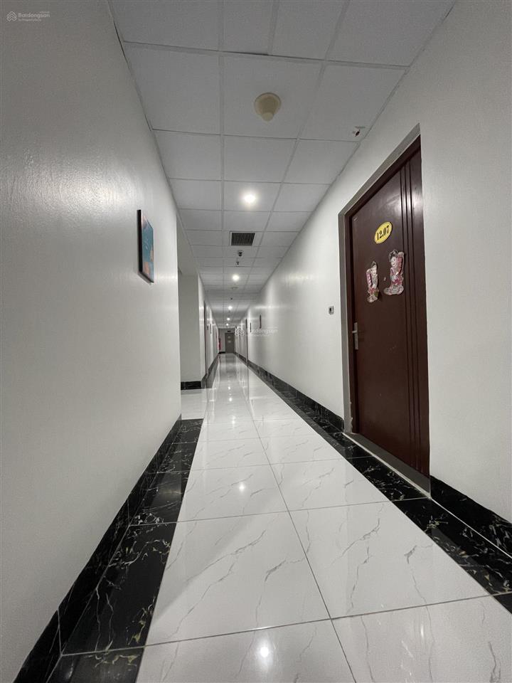 Chính chủ cần bán gấp căn 2 phòng ngủ, giá chỉ hơn 4 tỷ