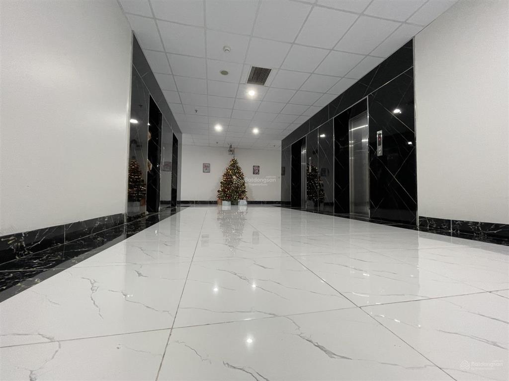 Chính chủ cần bán gấp căn 2 phòng ngủ, giá chỉ hơn 4 tỷ