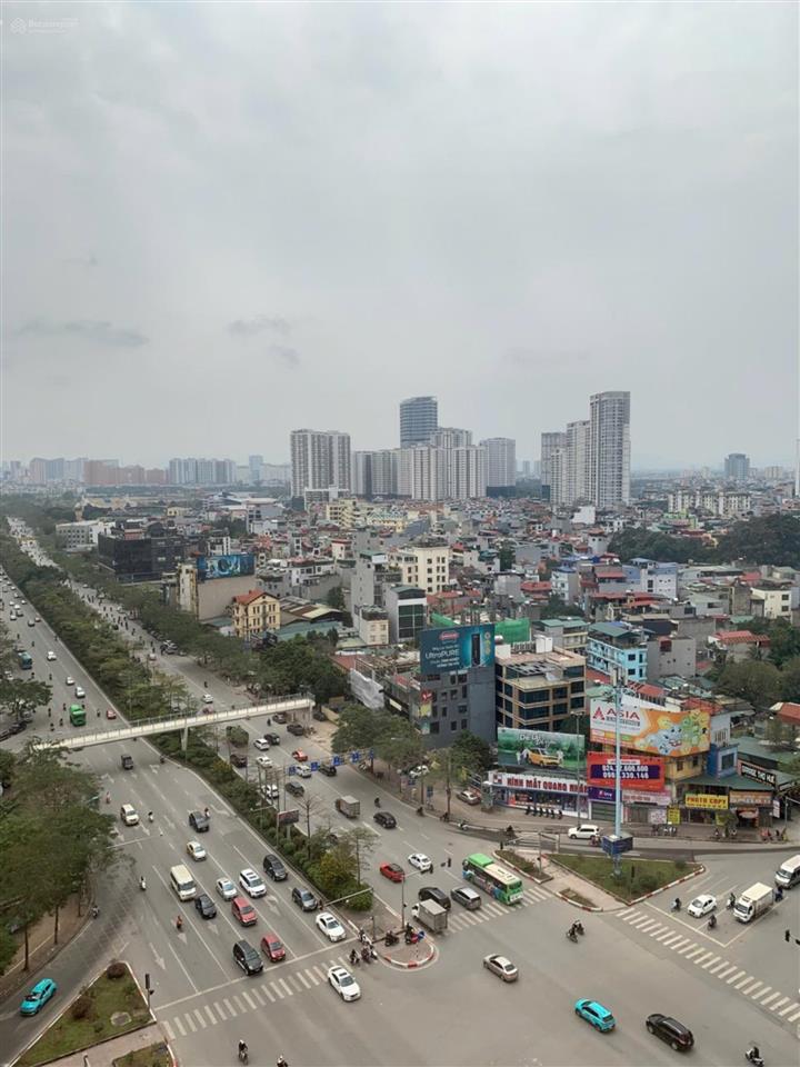 Cần bán gấp căn hộ el dorado  70m2  2pn  sổ lâu dài  view lung linh, giá 9.6 tỷ
