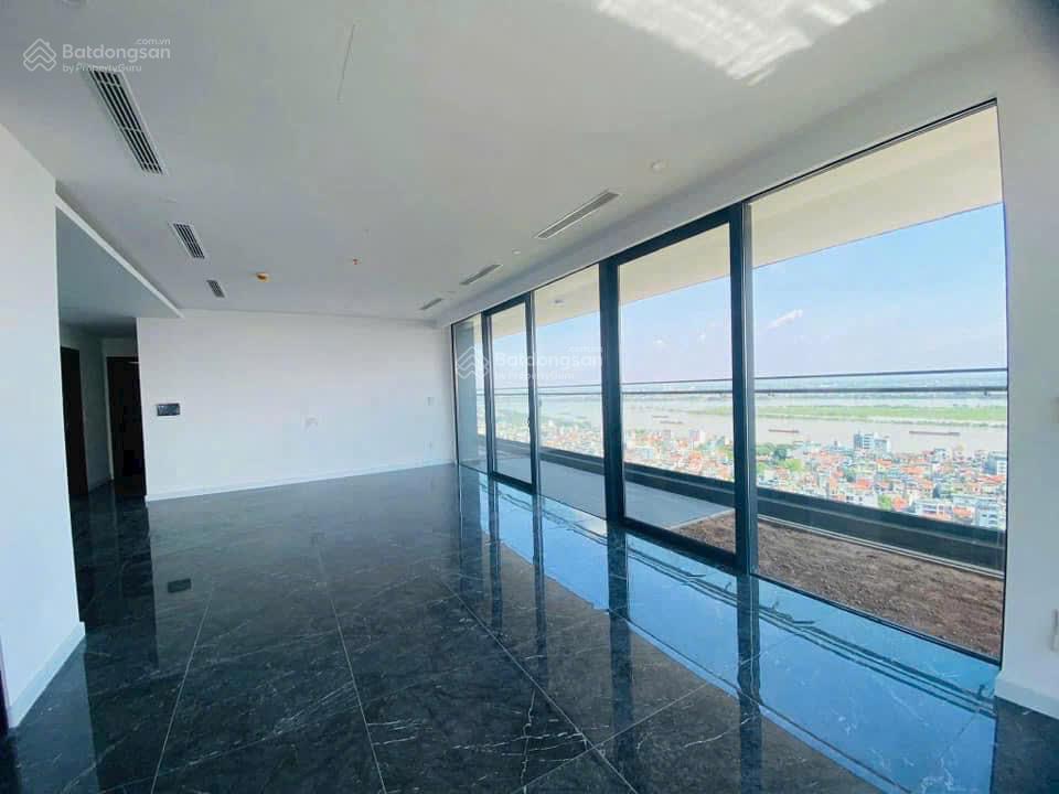 Chủ thiện chí bán căn 123m  view sông hồng tầng cao tại sunshine golden river
