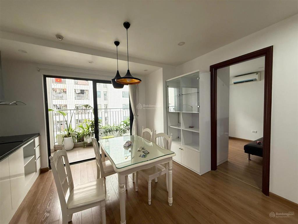 Bán căn hộ cao cấp 2pn, 2wc, 70m2 tại phố trung kính, 7 tỷ vnd, full nội thất, cầu giấy. 0923 789 ***