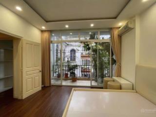 Cho thuê gấp nhà đê la thành, dt 48m2 x 4 tầng, nhà mới full nội thất, giá 18 triệu/tháng, đống đa.
