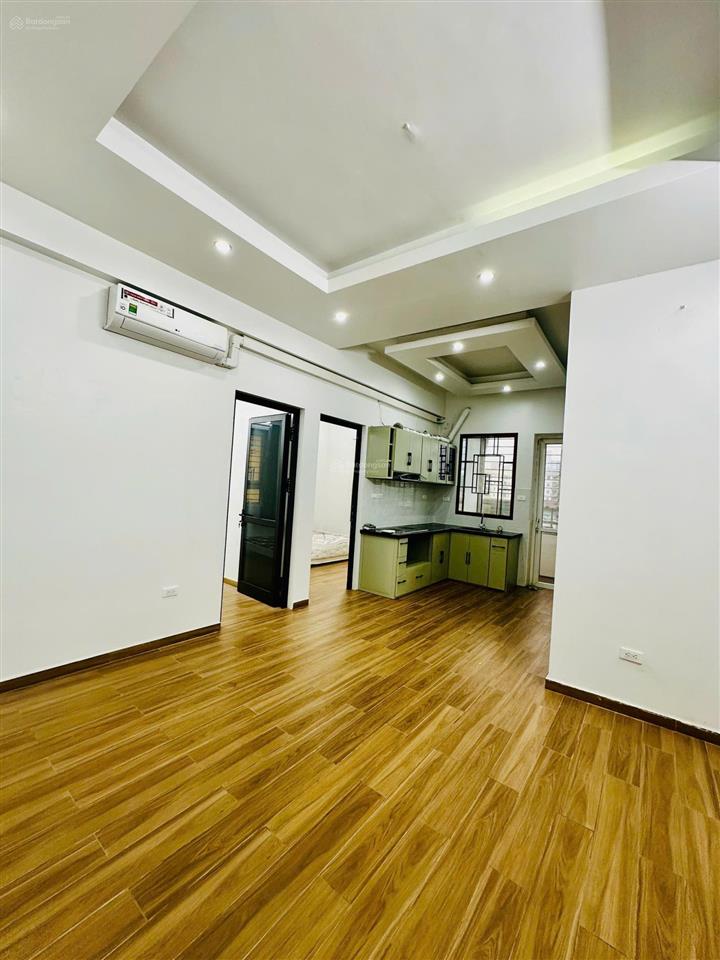 Cho thuê cc 2 ngủ, dt 65m2 tại 335 cầu giấy, giá 13,5 triệu/tháng, full nội thất, thoáng sáng.