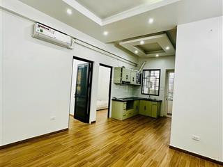 Cho thuê cc 2 ngủ, dt 65m2 tại 335 cầu giấy, giá 13,5 triệu/tháng, full nội thất, thoáng sáng.