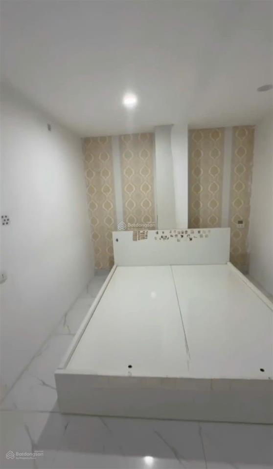 Cho thuê chung cư mini 2 ngủ + 1 khách, dt 60m2, giá 7,5 triệu/tháng tại trần duy hưng, cầu giấy