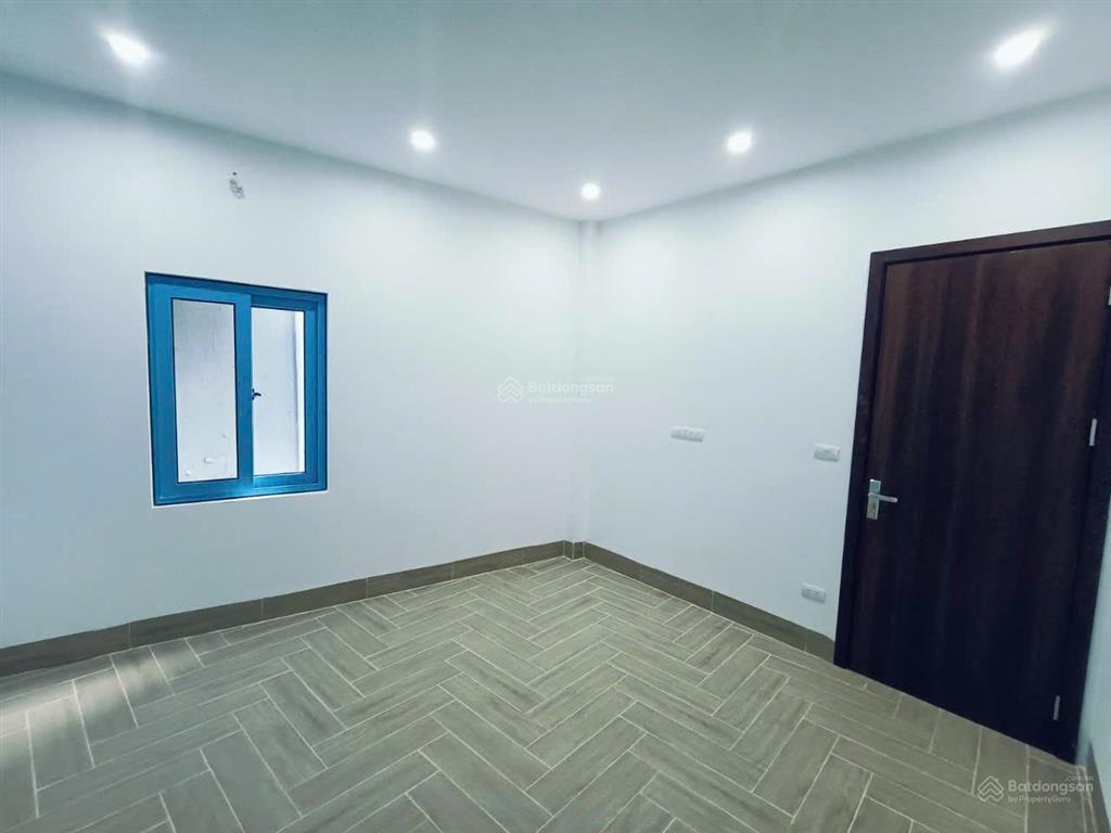 Bán nhà hưng đạo, ngay cầu tân phú mới, ô tô đỗ cửa 45m2x4t, giá chỉ 3.99 tỷ