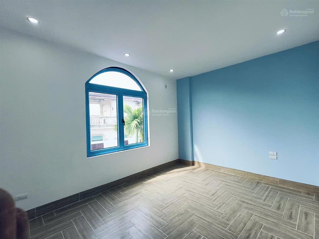 Bán nhà hưng đạo, ngay cầu tân phú mới, ô tô đỗ cửa 45m2x4t, giá chỉ 3.99 tỷ