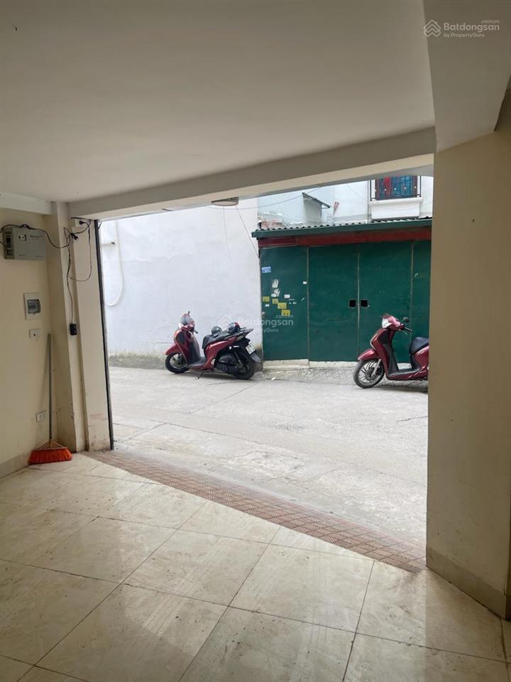 Thanh tri cầu bươu 38m hơn 7 tỷ 6 tầng 4p mt5m lô góc oto trong nhà