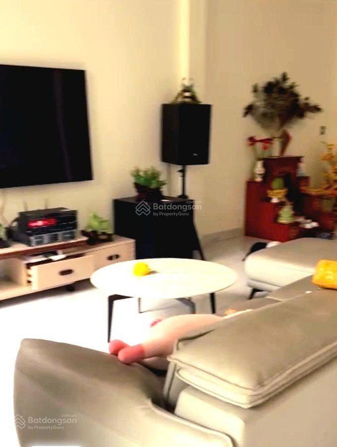 Bán biệt thự bàu cát 2  191m2  3 tầng  40 tỷ  mặt tiền tân bình, hồ cá koi, sân vườn đẹp