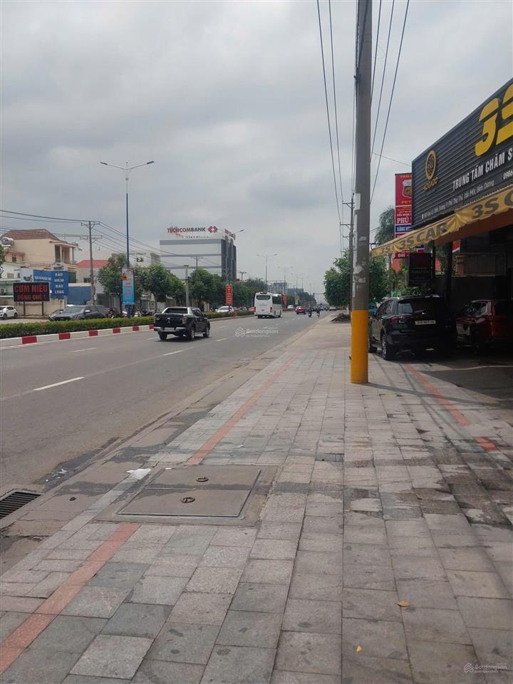 Cần bán gấp lô đất sổ sẵn ngay trung tâm thủ dầu một