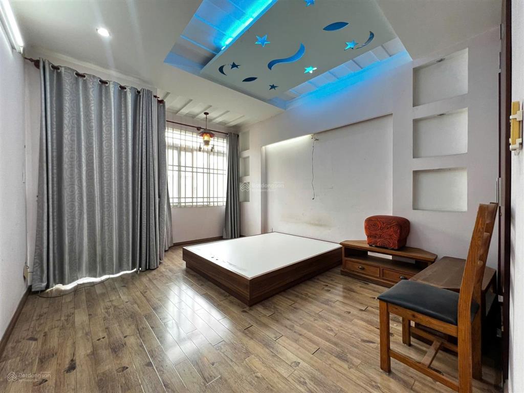 Cho thuê nhà nguyên căn an phú q2, dtsd 300m2, 2 ban công, 4 lầu, giá chỉ 32tr/ tháng