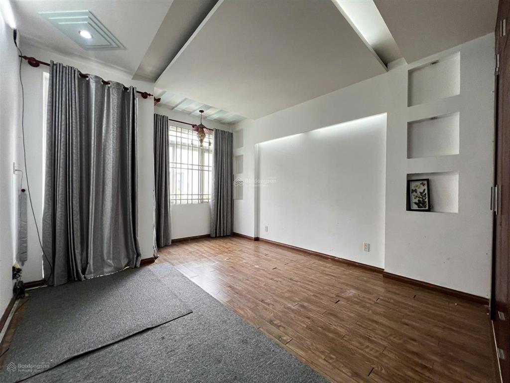 Cho thuê nhà nguyên căn an phú q2, dtsd 300m2, 2 ban công, 4 lầu, giá chỉ 32tr/ tháng