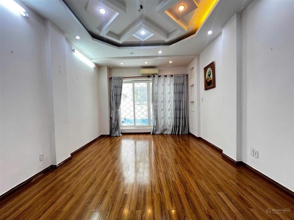 Cho thuê nhà nguyên căn an phú q2, dtsd 300m2, 2 ban công, 4 lầu, giá chỉ 32tr/ tháng