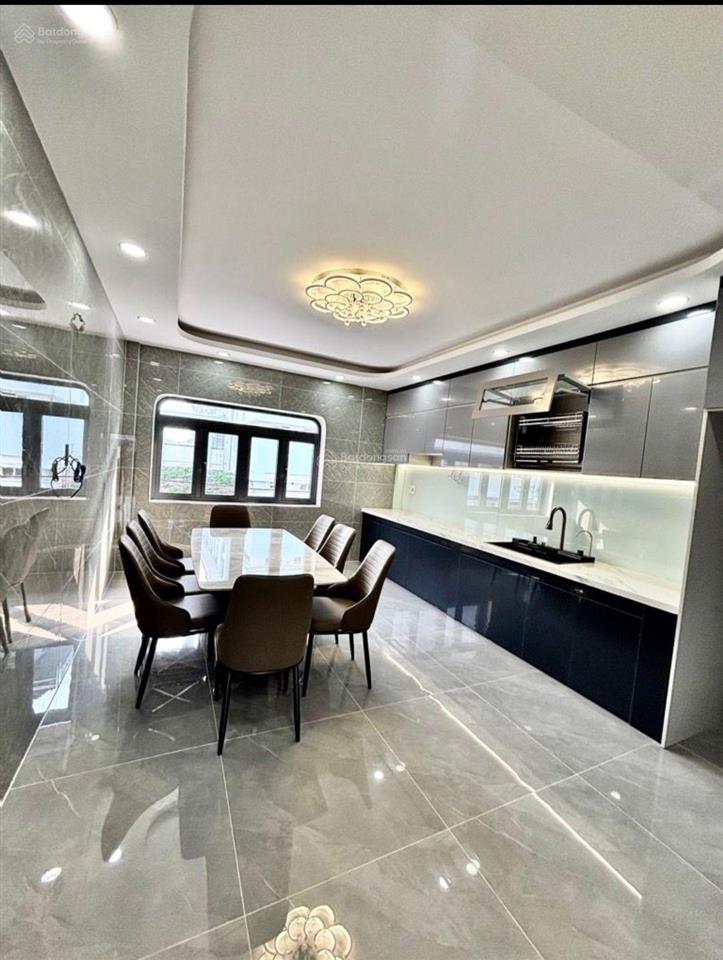 Siêu phẩm 5 tầng hương lộ 2 full nội thất thang máy xịn xò đường nhựa 10m