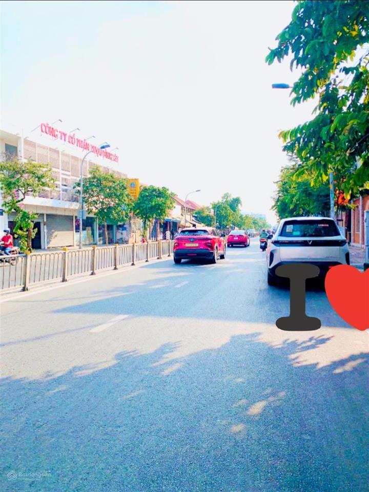 Bán nhà5pnvăn thân q6, tp.hcm, giá 6,6 tỷ dt 60 m2.