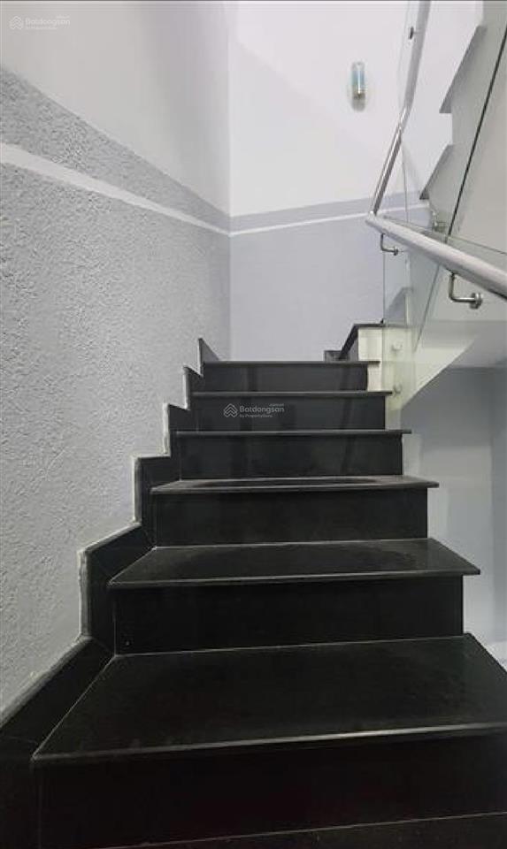 Trung tâm q6gần vòng xoay phú lâmhxhdt 68m2nhỉnh 6 tỷ ( tl)