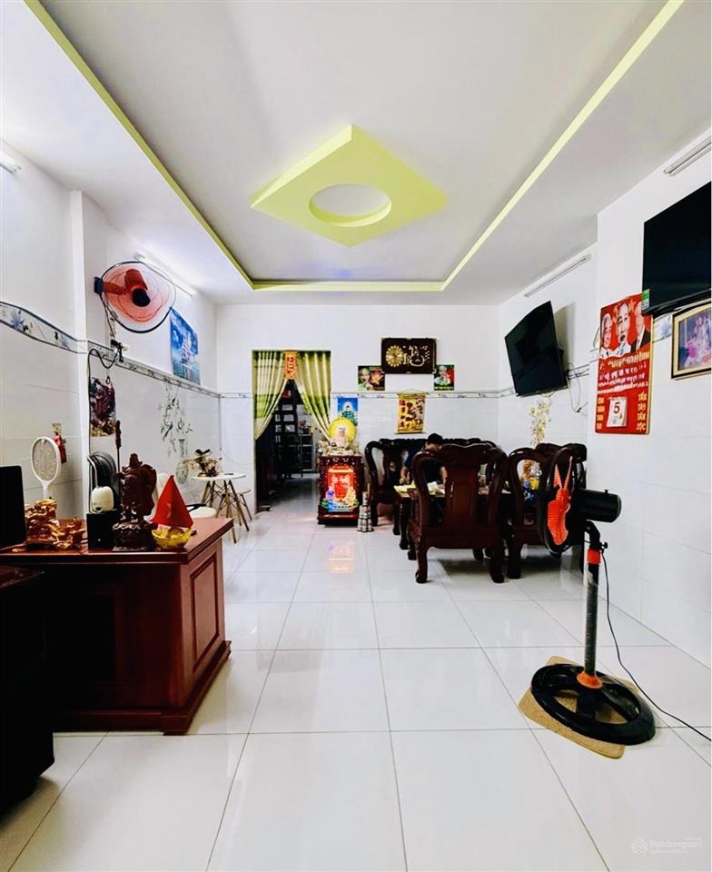 Bán nhà bà hom q6, 68 m2, 3 pn, nhỉnh 5 tỷ.