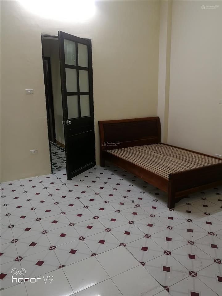 Cho thuê nguyên tầng 2pn, 1vs, 65m2 tại thông phong, đống đa, 7 triệu vnd