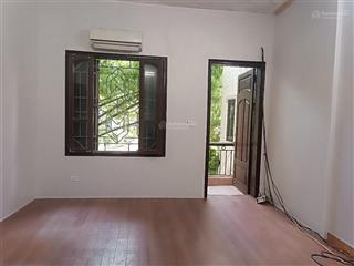 Cho thuê nguyên tầng 2pn, 1vs, 65m2 tại thông phong, đống đa, 7 triệu vnd