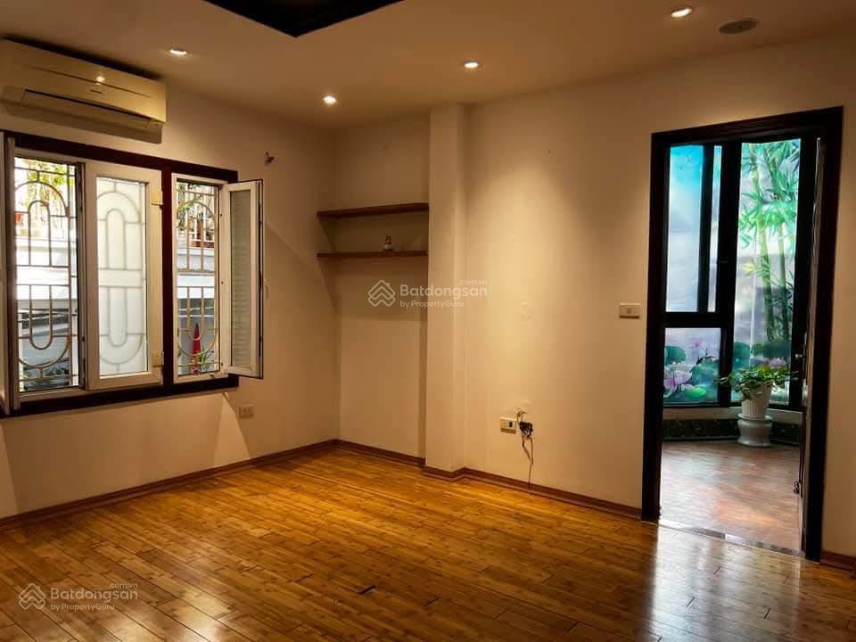 Cho thuê tầng 1 và 2 nhà 31, ngõ 102, khuất duy tiến, thanh xuân, hà nội