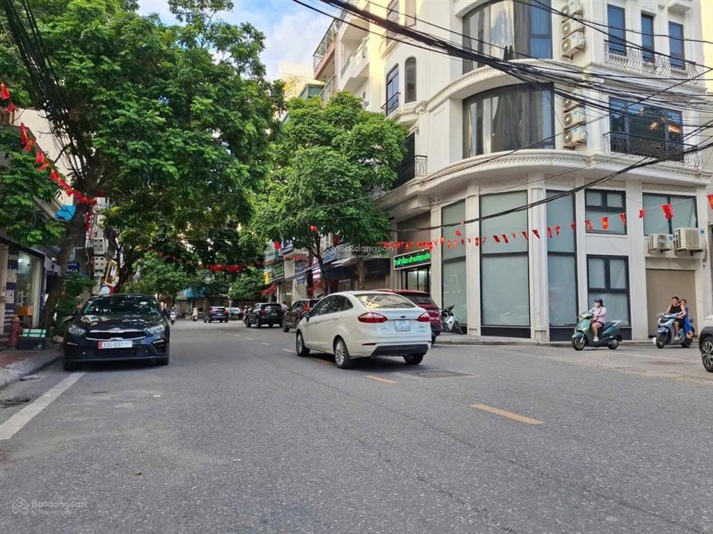 Cho thuê tòa nhà 7 tầng + hầm nguyễn sơn, nguyễn văn cừ
