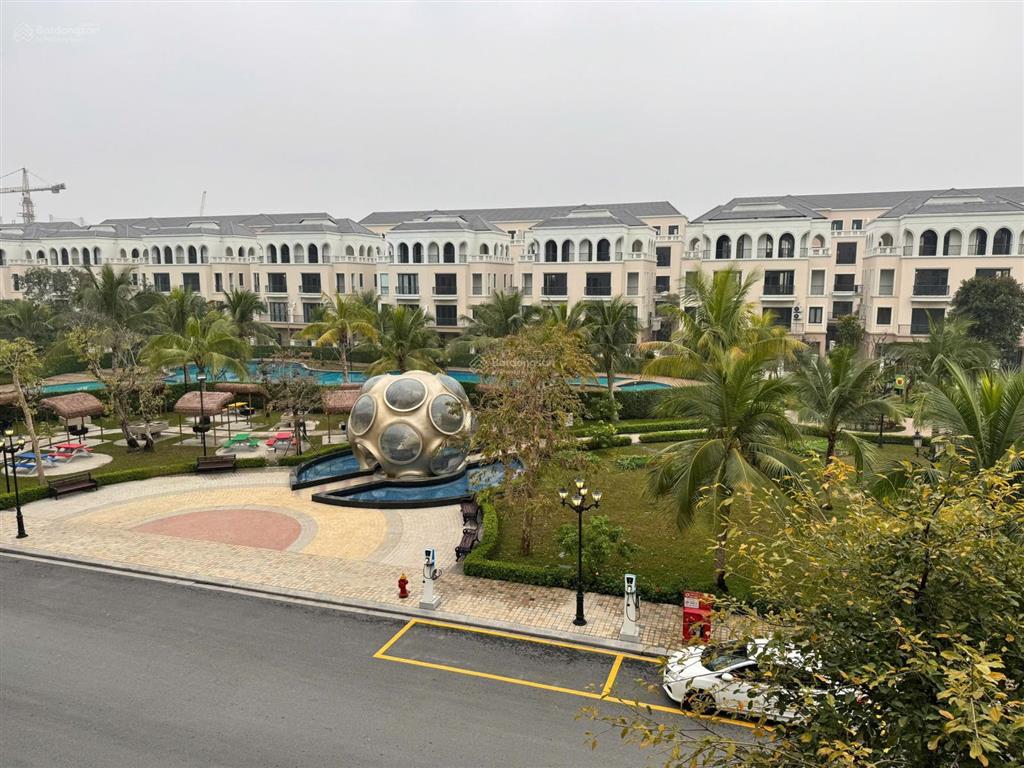Bán gấp liền kề cọ xanh 12 view công viên giá tốt tại vhocp2, đường thông 20m,giá thỏa thuận, 75 m2