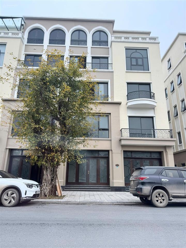 Bán gấp liền kề cọ xanh 12 view công viên giá tốt tại vhocp2, đường thông 20m,giá thỏa thuận, 75 m2