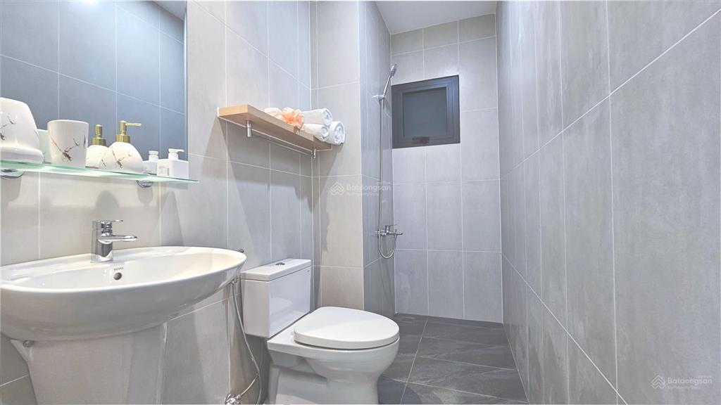 Duy nhất căn 2pn, hướng đông nam view hồ bơi thoáng mát, pháp lý chuẩn, tt 20% đến khi nhận nhà