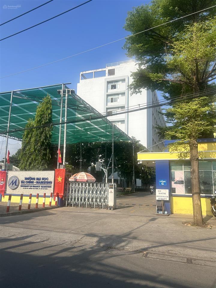 Đối diện đại học tài chính nhà 2 tầng đẹp nở hậu 68m2 hẻm thông quận 7 chỉ 8.3 tỷ