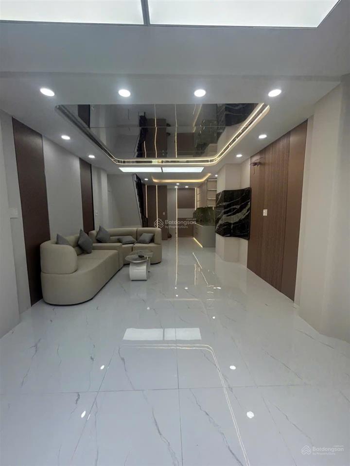 Phạm thế hiển thông cao lỗ  ngay trung tâm quận 8  cạnh parc mall  4 tầng  41m2 (4.1x10).