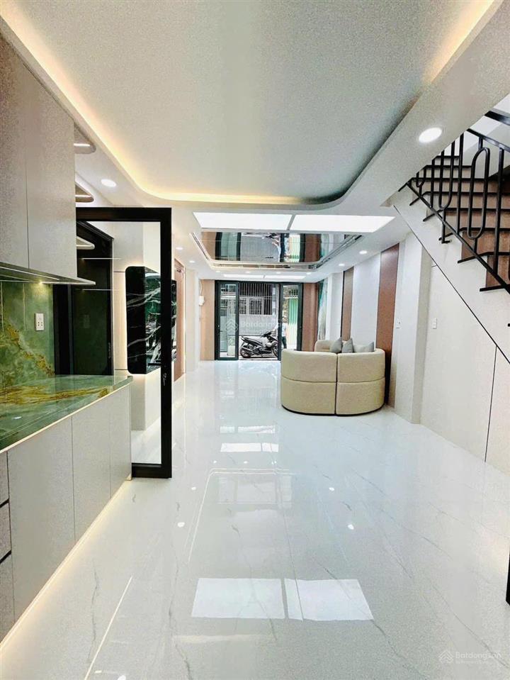 Phạm thế hiển thông cao lỗ  ngay trung tâm quận 8  cạnh parc mall  4 tầng  41m2 (4.1x10).