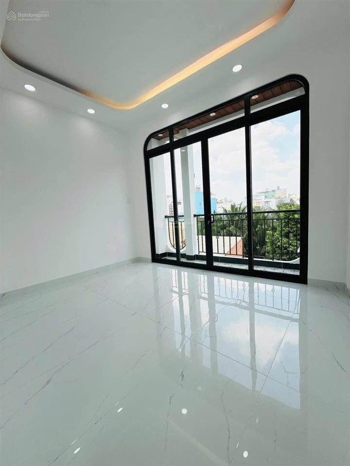 Phạm thế hiển thông cao lỗ  ngay trung tâm quận 8  cạnh parc mall  4 tầng  41m2 (4.1x10).