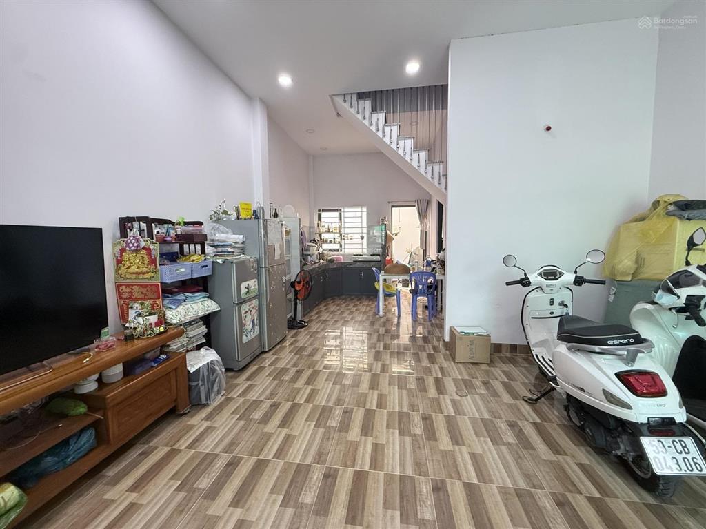 Bán nhà hẻm ô tô 6m gần mặt tiền đường lê văn lương, phước kiển 118m2 (5x24)  2 tầng btct.