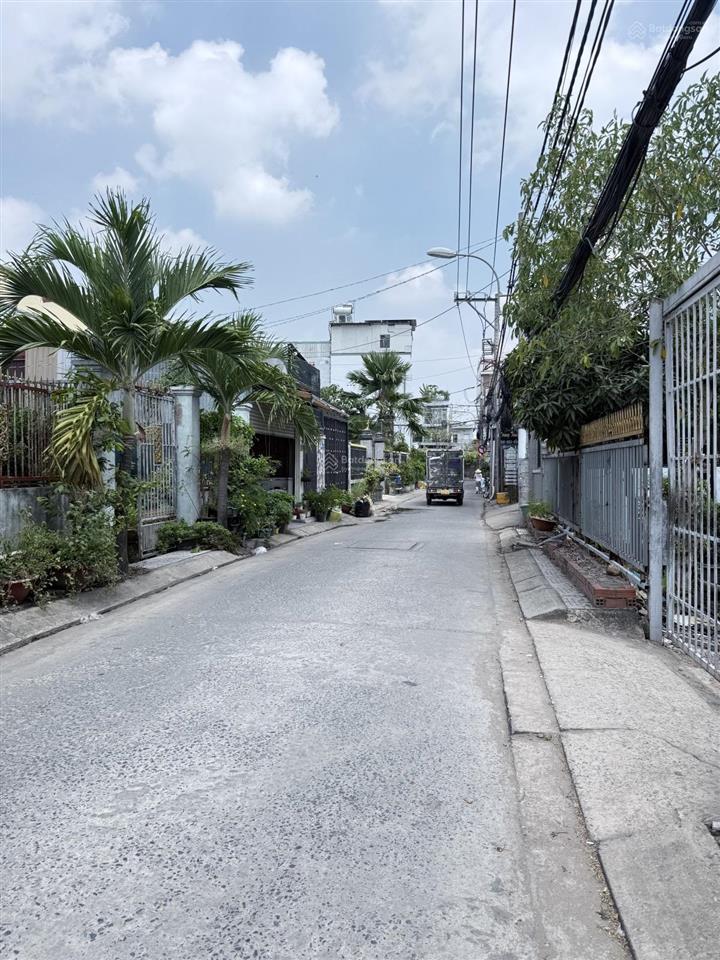 Bán nhà hẻm ô tô 6m gần mặt tiền đường lê văn lương, phước kiển 118m2 (5x24)  2 tầng btct.
