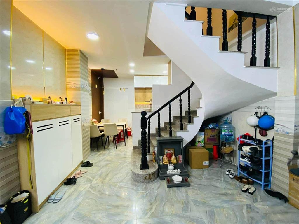 [quận 7 huỳnh tấn phát] giảm 200 triệu giá mới 7.8 tỷ  4 tầng btct  ô tô ngủ trong nhà.