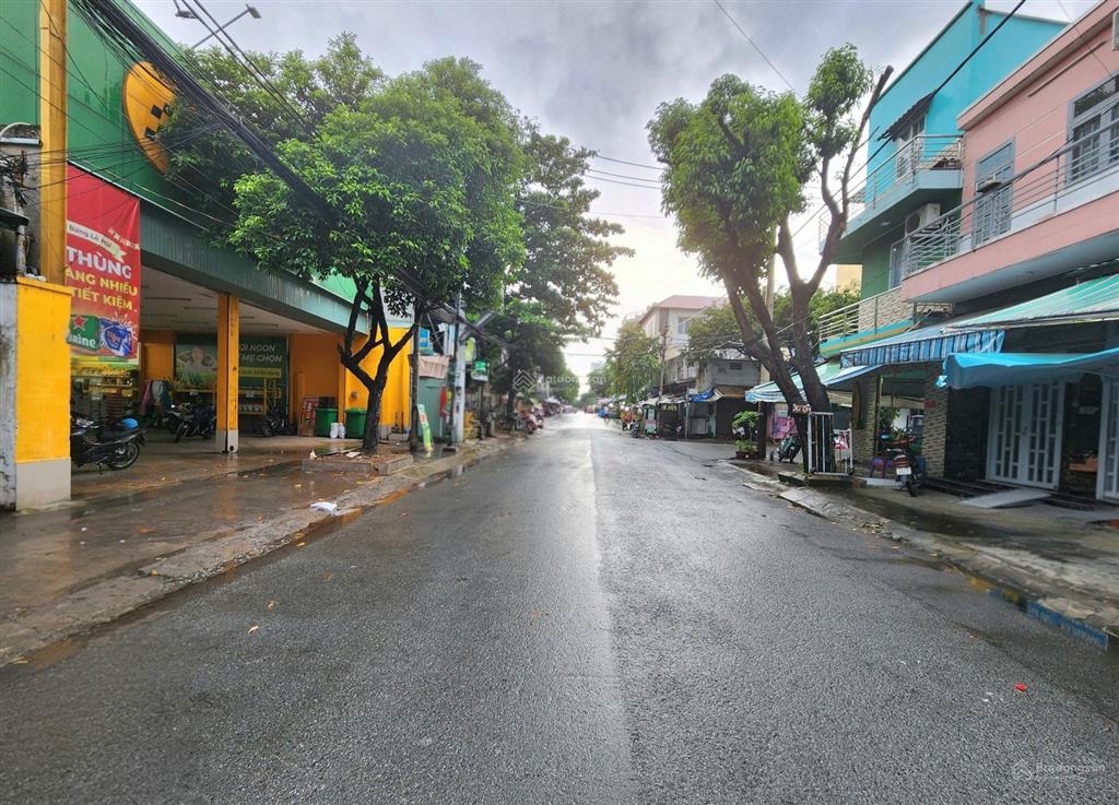 Nhà mặt phố kinh doanh đỉnh  vùng lõi quận 7  sát nguyễn thị thập/ kế kđt phú mỹ hưng  4 tầng