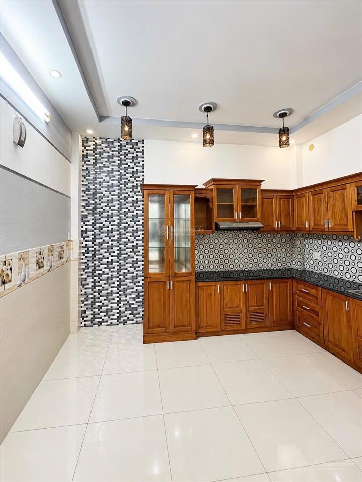 [quận 8] âu dương lân  nhà còn mới ở ngay  gần mặt tiền  hẻm trước nhà hơn 6m  4 tầng