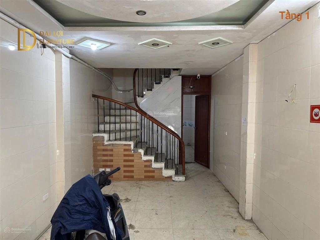 Nhà ngõ 77 hoàng ngân 38m2x5 tầng, mt 3.4m, chỉ 9.5 tỷ  cực gần ô tô  hai thoáng trước sau