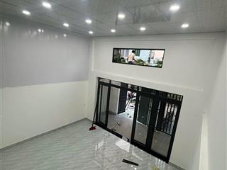 Cho thuê nhà 1 trệt 1 gác thích hợp vừa làm kho, vừa ở  nhà mới tinh