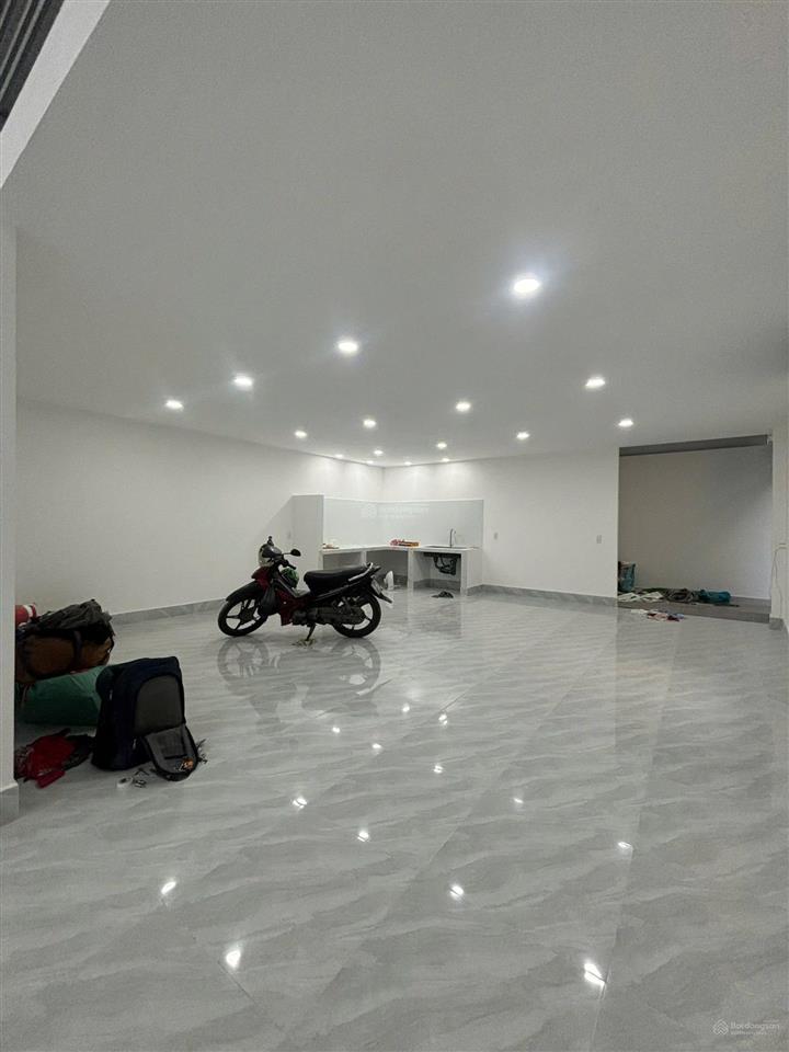 Cho thuê nhà 1 trệt 1 gác thích hợp vừa làm kho, vừa ở  nhà mới tinh