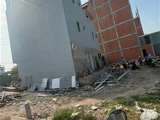 Đất đẹp 100m2 xây 5 tầng giá chỉ 64tr/m2, còn đường tặng 1m dư bên hông