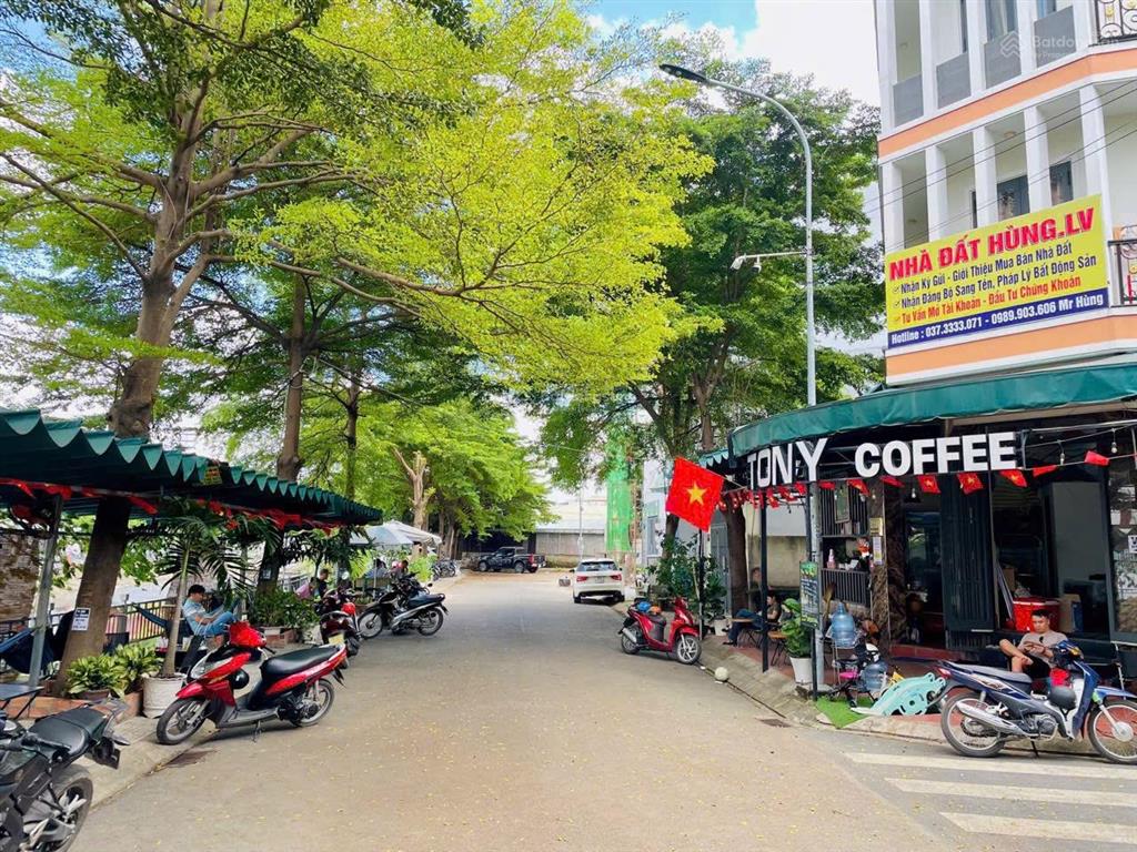 Bán căn hộ dịch vụ góc 2 mặt tiền nguồn thu 40tr/tháng đường 12m thông cực đẹp