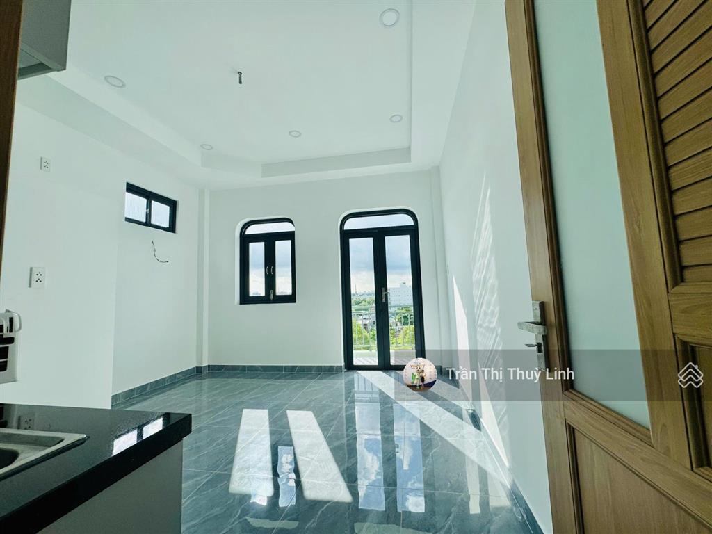 Trọ mới xây, thang máy, nội thất cao cấp gần đh nguyễn tất thành