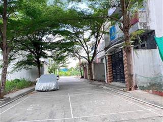 Đất sát sông sài gòn, ngang 5m xây nhà mát mẻ giá chỉ 57tr/m2